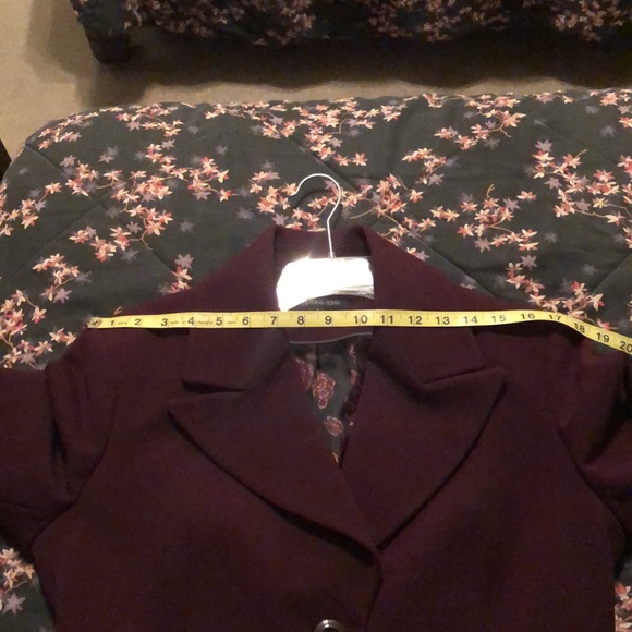 Wine wool knee length coat. - Picture 9 of 9